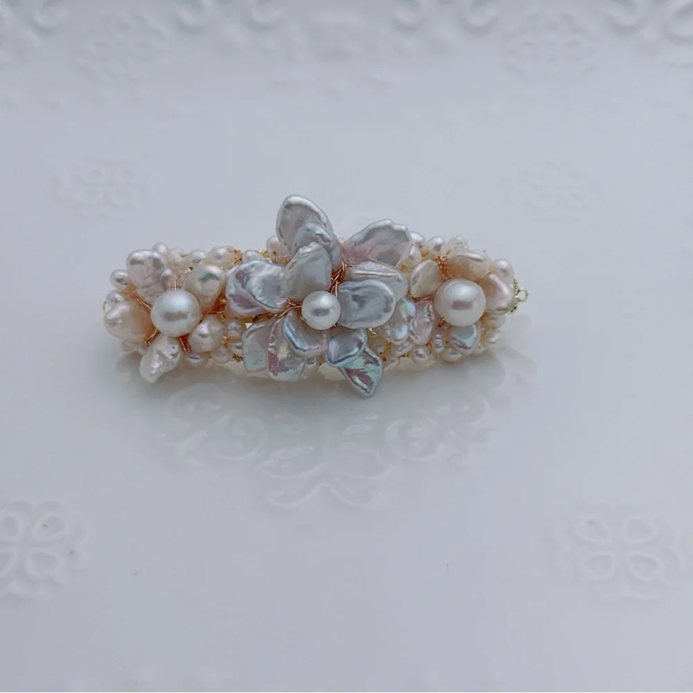 26H163 Handmade Freshwater Baroque Pearl Hair Clip - Picture 2 of 6